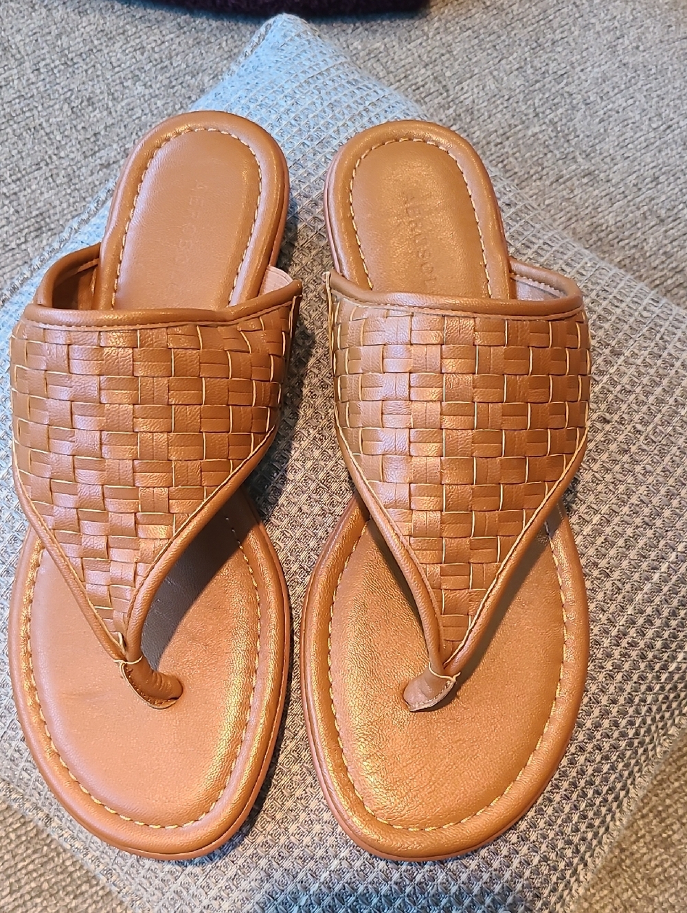 AEROSOLES Woven Thong Sandals - Tan Size 9